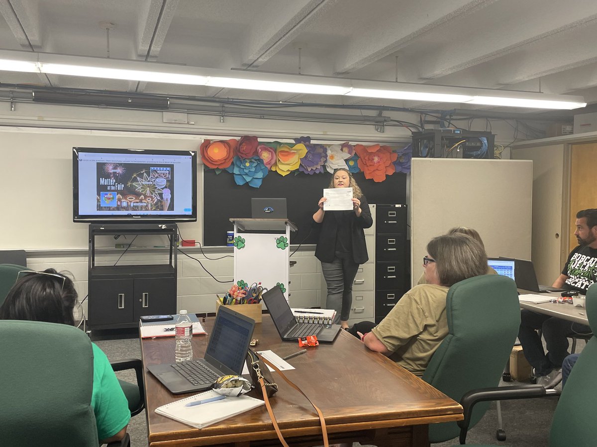 <a href="/summit_k12/">SummitK12</a>’s Speaking Differentiated Practice component of the Connect to Literacy Solution is a GREAT tool to use for modeling speaking questions to small groups!! Thank you <a href="/HempsteadISD/">Hempstead ISD</a> for hosting us today!
