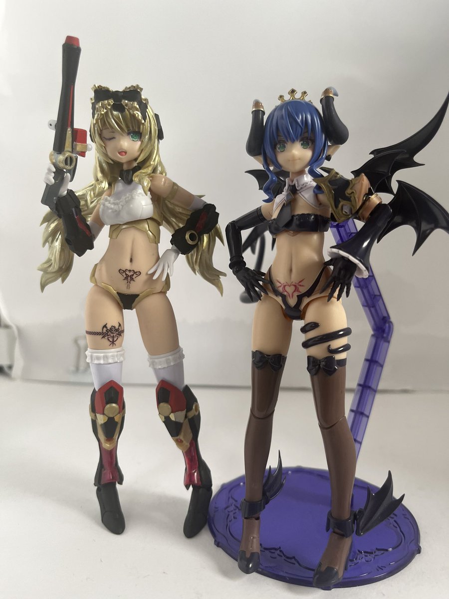 ヴェル様にも淫紋を付けました。

Galaon inc.(<a href="/galaon_inc/">Galaon inc.</a>)様のディテールアップ　カスタムデカールを使用。

ドゥルガー姐さんとセクシーツーショットでお送りします。

#アルカナディア
#フレームアームズ・ガール