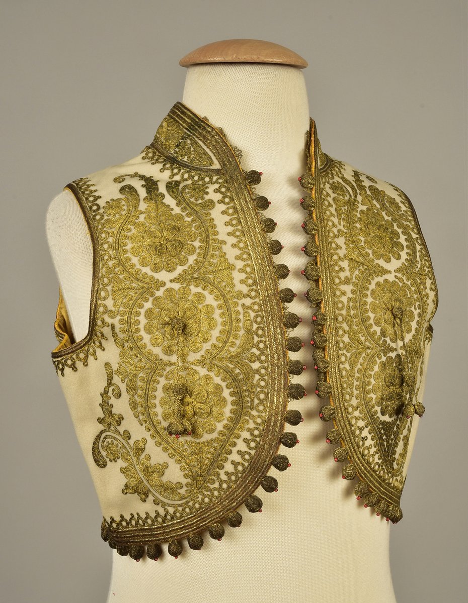 wikivictorian's tweet photo. Ottoman cape and vest, 1890s. Whitaker Auctions. https://t.co/63Ae1mRSu5