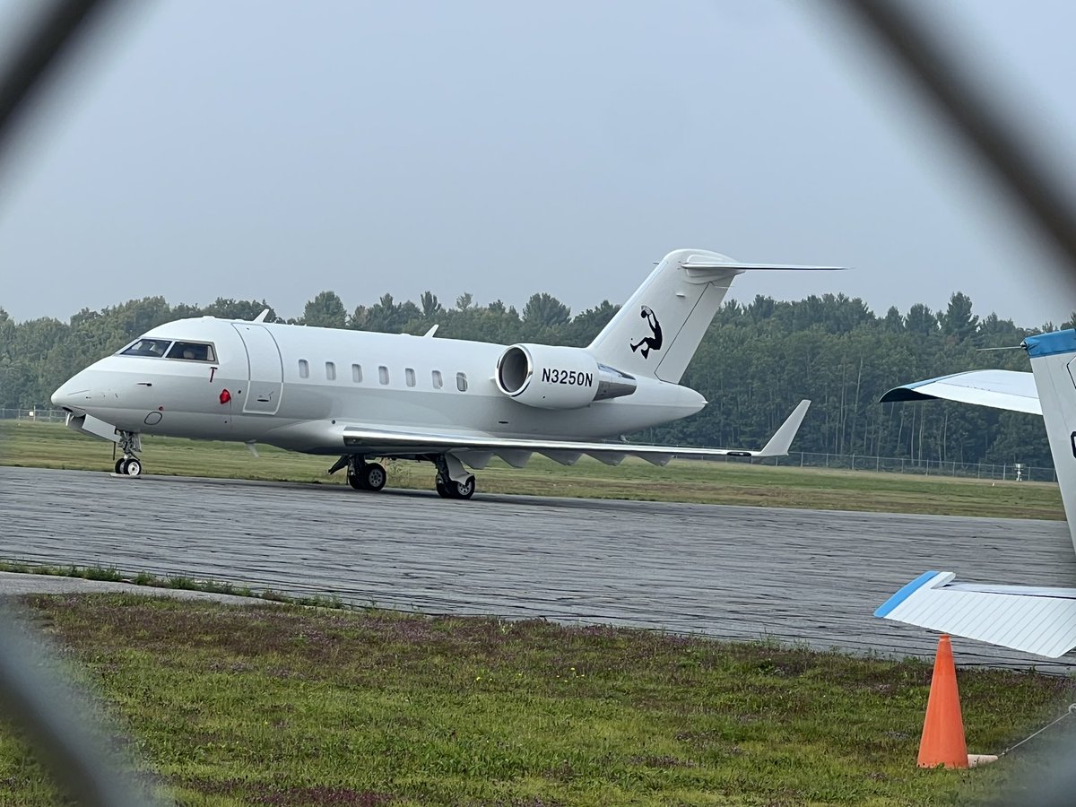 N3025N parked @ YQA #avgeek  <a href="/SHAQ/">SHAQ</a> let’s hang out! #muskoka