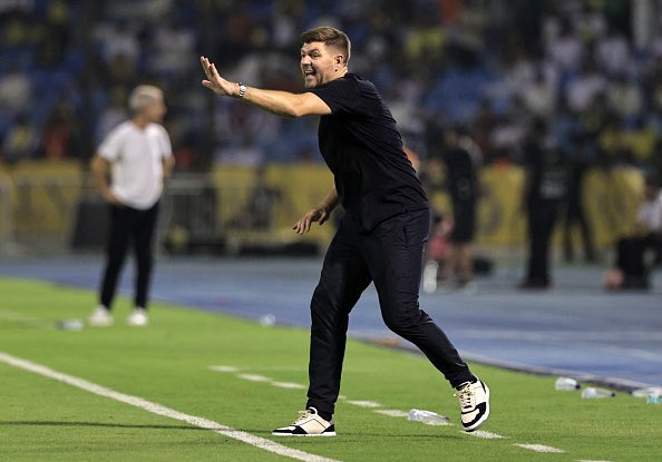 LFCTransferRoom's tweet photo. Steven Gerrard wins his first league game in Saudi Arabia against Sadio Mané &amp; Cristiano Ronaldo’s Al-Nassr. https://t.co/QJJLxY3DMu