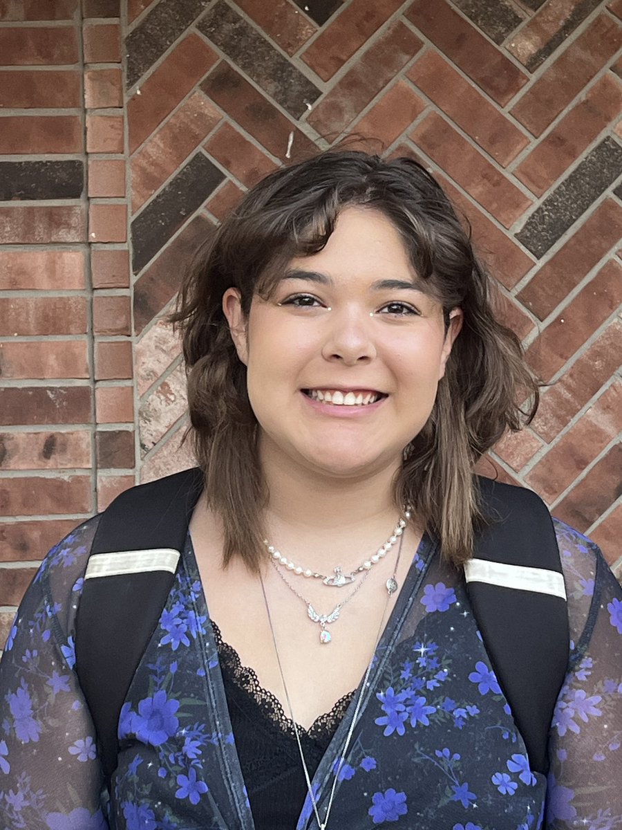 Ravae96's tweet image. First day of school for my Junior!  #ThePrincess got up early so I could take her to school.  My heart is full! @reaganwayrhs @ReaganBandSA