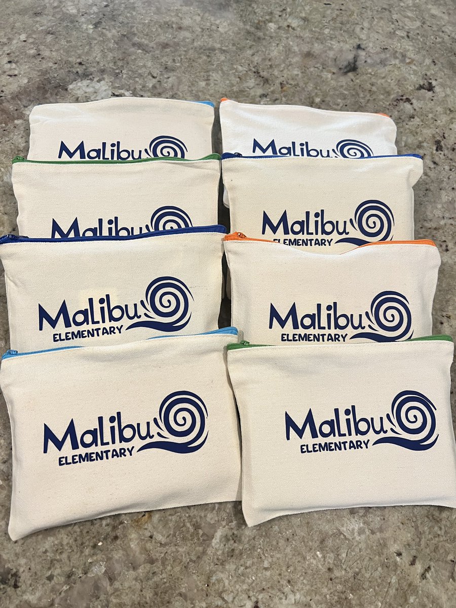 Mrs. Dana Hand tweet media