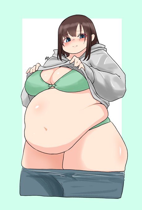 ぽっちゃりお腹見せてくれるやつ
(カラー) 