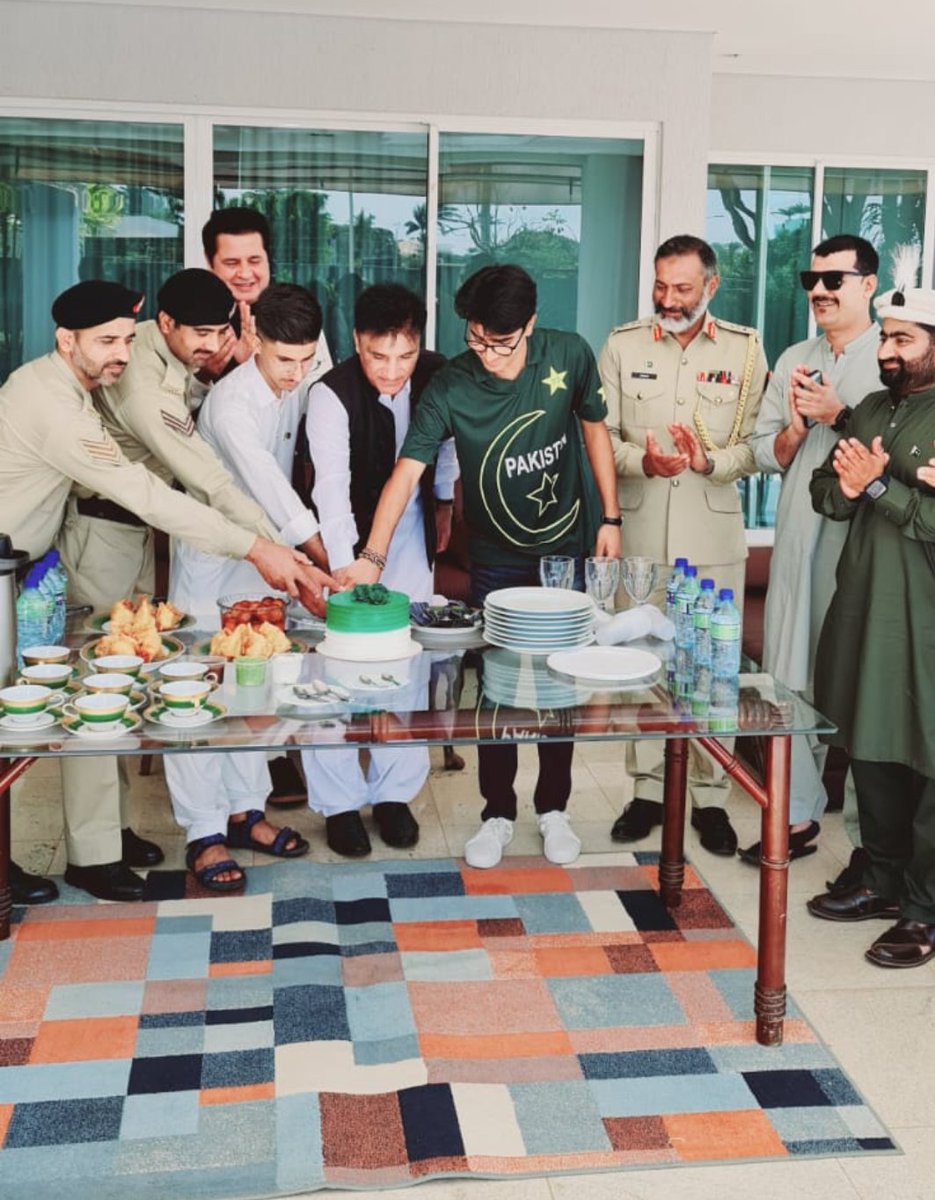PakinBrazil's tweet photo. 14 August 2023: National flag hoisting ceremony at Embassy of Pakistan Brasilia on the occasion of 76th Independence Day Anniversary.

@ForeignOfficePk https://t.co/Sd5hDp2byn