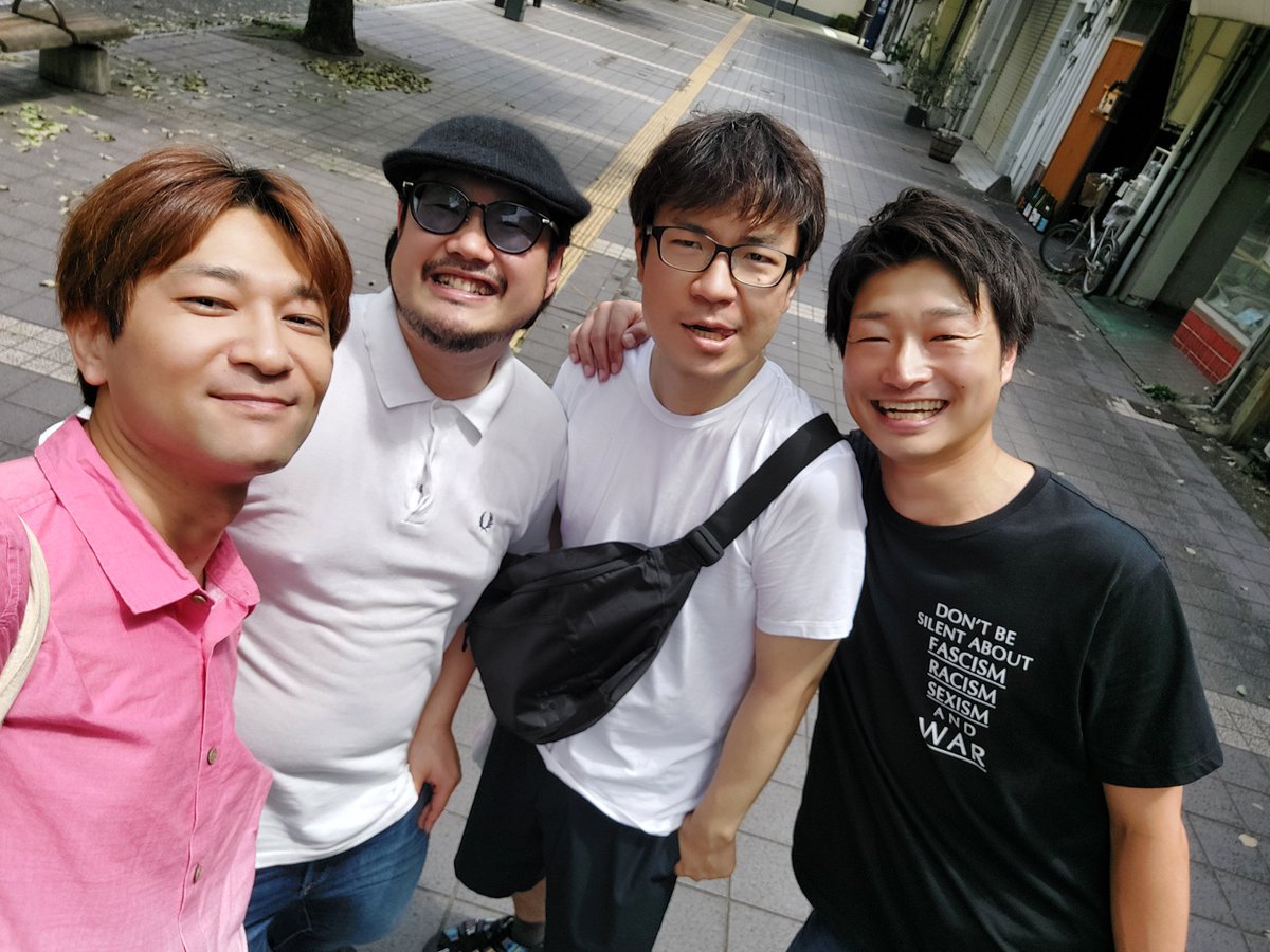 deathro_com's tweet photo. meets BUNGO No.1 Melodic Punks
#THECORPSE
#DEATHRO https://t.co/HOVTebgb8D
