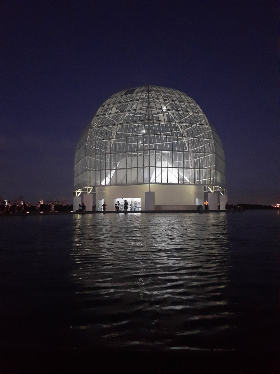 Uta5910's tweet photo. 葛西の水族館、室内だけど汗がとまらないぐらい暑かった。
人が多いからかな😅
水分補給お忘れなく☝️ https://t.co/xjFFZApbpE