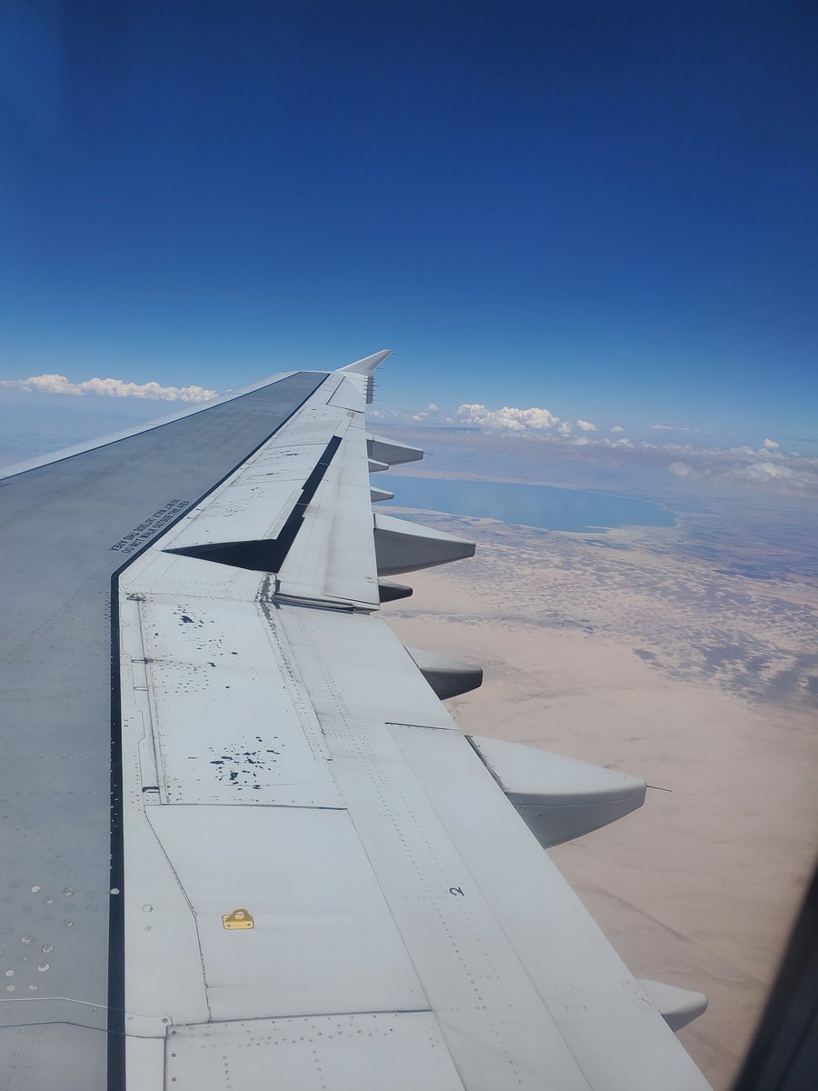 Boggseys's tweet image. Super excited to arrive in San Diego to facilitate professional learning for @CPMmath&apos;s new Inspiring Connections curriculum at Coronado Middle School. #moremath #mathteacher #summer