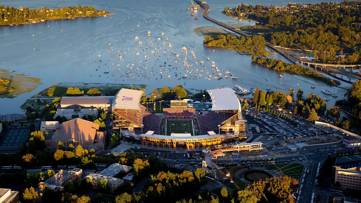 Just landed in Seattle, Washington. Spending all day tomorrow visiting @UW_Football. Having @KalenDeBoer & @themikepenix on the podcast. Watching practice and checking out facilities & campus. Something special is being built here. Can’t wait to see it in person!