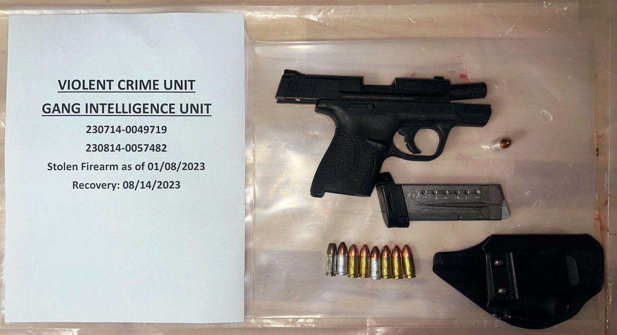 Lieutenant Kevin Ruggiero (@ruggierompd) on Twitter photo Excellent work today by the <a href="/MiamiPD/">Miami PD</a> Violent Crimes Unit and Gang Intelligence Unit. They collaborated effectively to apprehend an attempted murderer/ armed robber, confiscated a stolen firearm, and reduced gun crimes in our streets. <a href="/MajorBJosephMPD/">Major Bianca Joseph</a> <a href="/rperezmpd/">First Assistant Chief Richard Perez</a> <a href="/JFernandezMPD/">Jose L Fernandez, MBA</a> Excellent work today by the <a href="/MiamiPD/">Miami PD</a> Violent Crimes Unit and Gang Intelligence Unit. They collaborated effectively to apprehend an attempted murderer/ armed robber, confiscated a stolen firearm, and reduced gun crimes in our streets. <a href="/MajorBJosephMPD/">Major Bianca Joseph</a> <a href="/rperezmpd/">First Assistant Chief Richard Perez</a> <a href="/JFernandezMPD/">Jose L Fernandez, MBA</a>