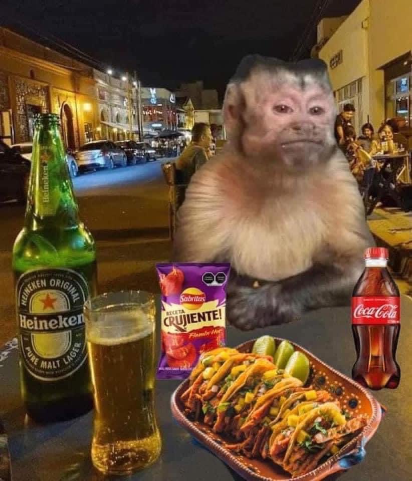 yo esperando a q mi a amix tome la foto para su historia para empezar a tragar
