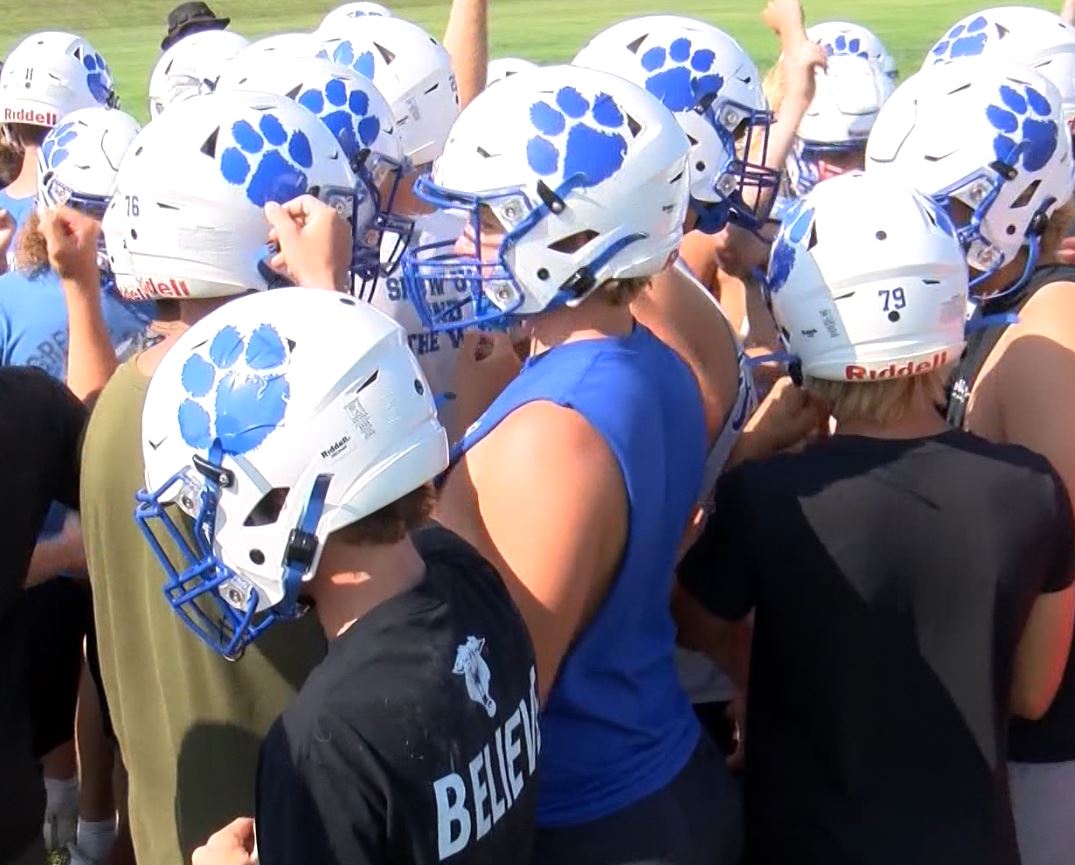 TWO-A-DAYS: WEST LYON!

With depth developing and players ready to fill spots from a big senior class, <a href="/West_LyonFB/">West Lyon Football</a> is carrying their physical brand of ball into 2023, aiming to silence critics behind a "Just Believe" mentality!

WATCH HERE🏈⏬
siouxlandproud.com/sports/local-s…