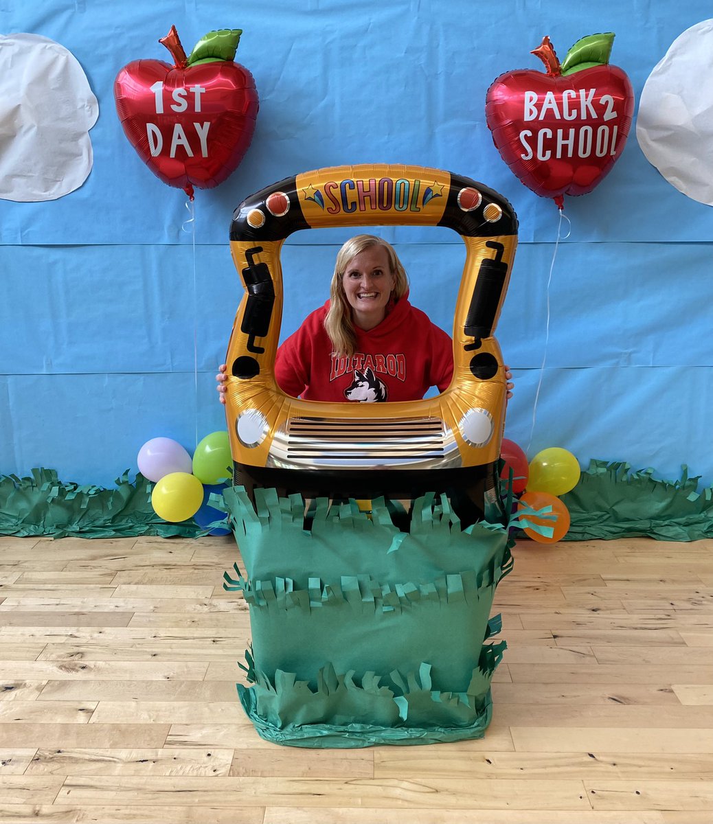 Robin Jones tweet media