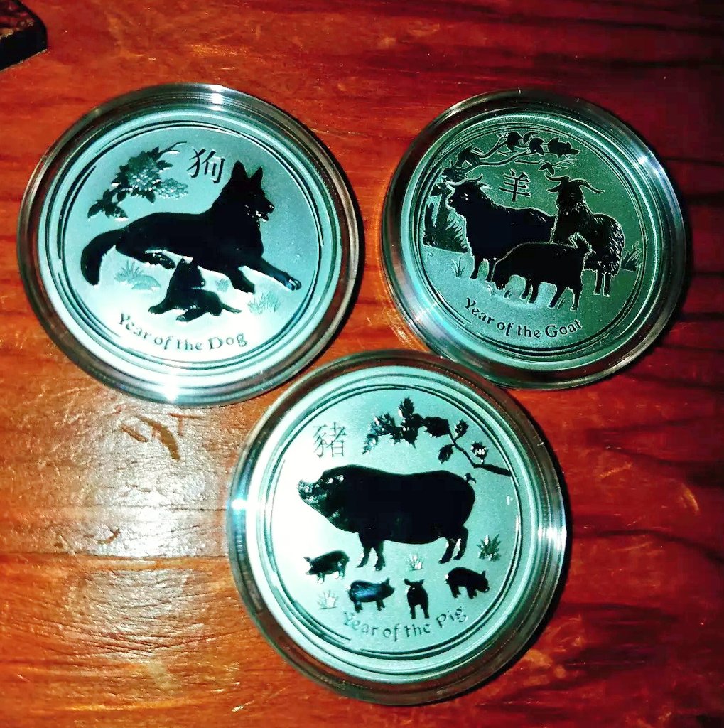 Anyone else on love with #Perth Mint #Silver Coins? 

I mean REALLY love them? Lol

Here are some of the 1/2 OzT #Lunar Series #Dog, #GOAT𓃵, & #PIG :) 

#silversqueeze #Collectibles #perthmint #bullion #investing #art #yearofthedog #yearofthegoat #yearofthepig #astrology #ag