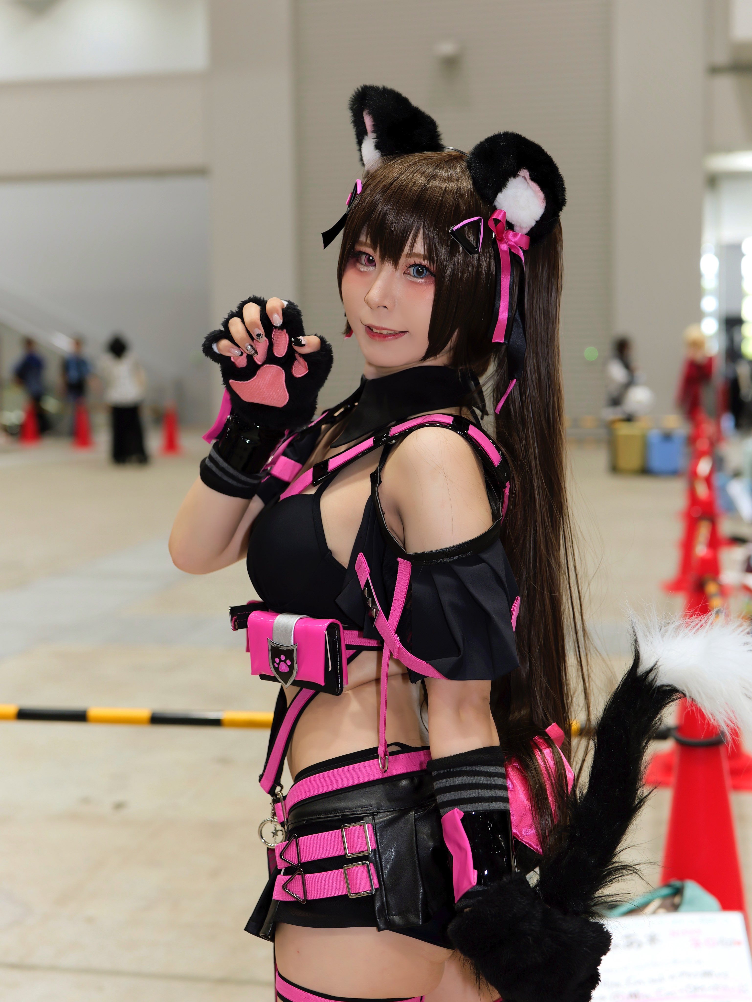 勝利の女神:NIKKE ネロ コスプレウィッグ - Costowns