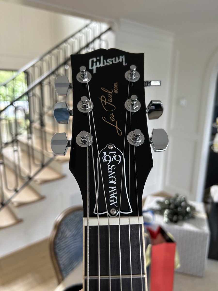 hondajason's tweet photo. ⁦@Tool⁩ ⁦@AdamJones_tv⁩ when your daughter knows exactly what to get her Dad  on his 50th! https://t.co/ErMjaPhs4q