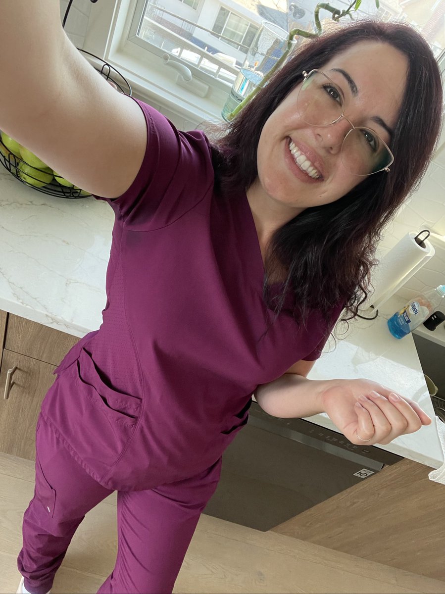 KatCarpenter24's tweet photo. Just got home.. from my first day of work.. feeling surreal (don’t talk about my pits im a working woman😤) https://t.co/z11XGduMEg