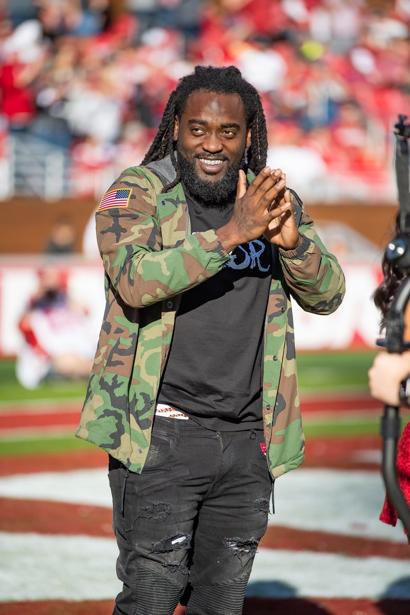 Our <a href="/RazorbackFB/">Arkansas Razorback Football</a> family is again grieving the untimely loss of one of our own. Alex Collins was an electrifying player on the field &amp; a ray of light in life. He loved being a Razorback &amp; the state loved him! Thoughts &amp; prayers to his family, friends &amp; teammates. #OneRazorback