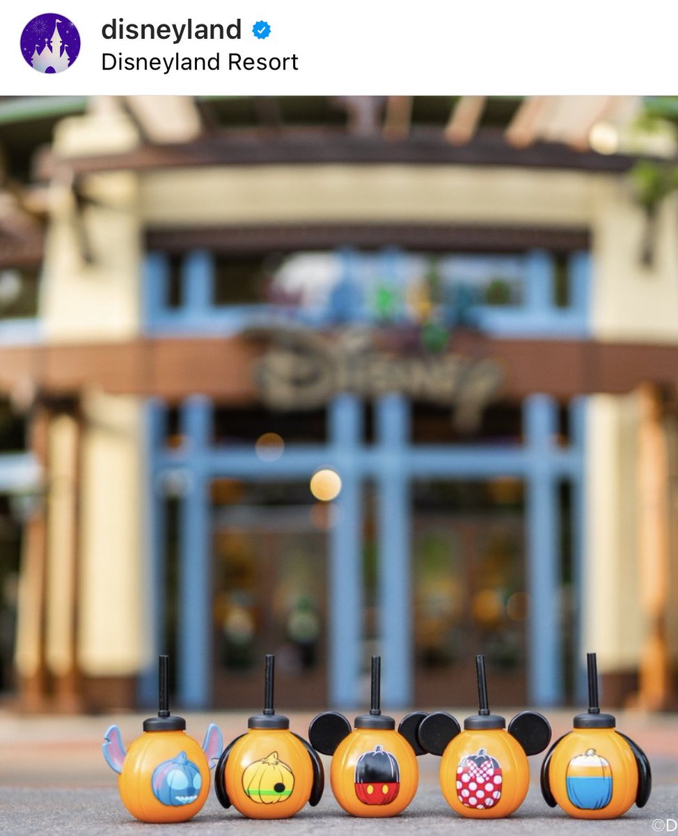 Who’s gonna tell DisneyLand that they just instagrammed Halloween Douches 🎃💦😂😂