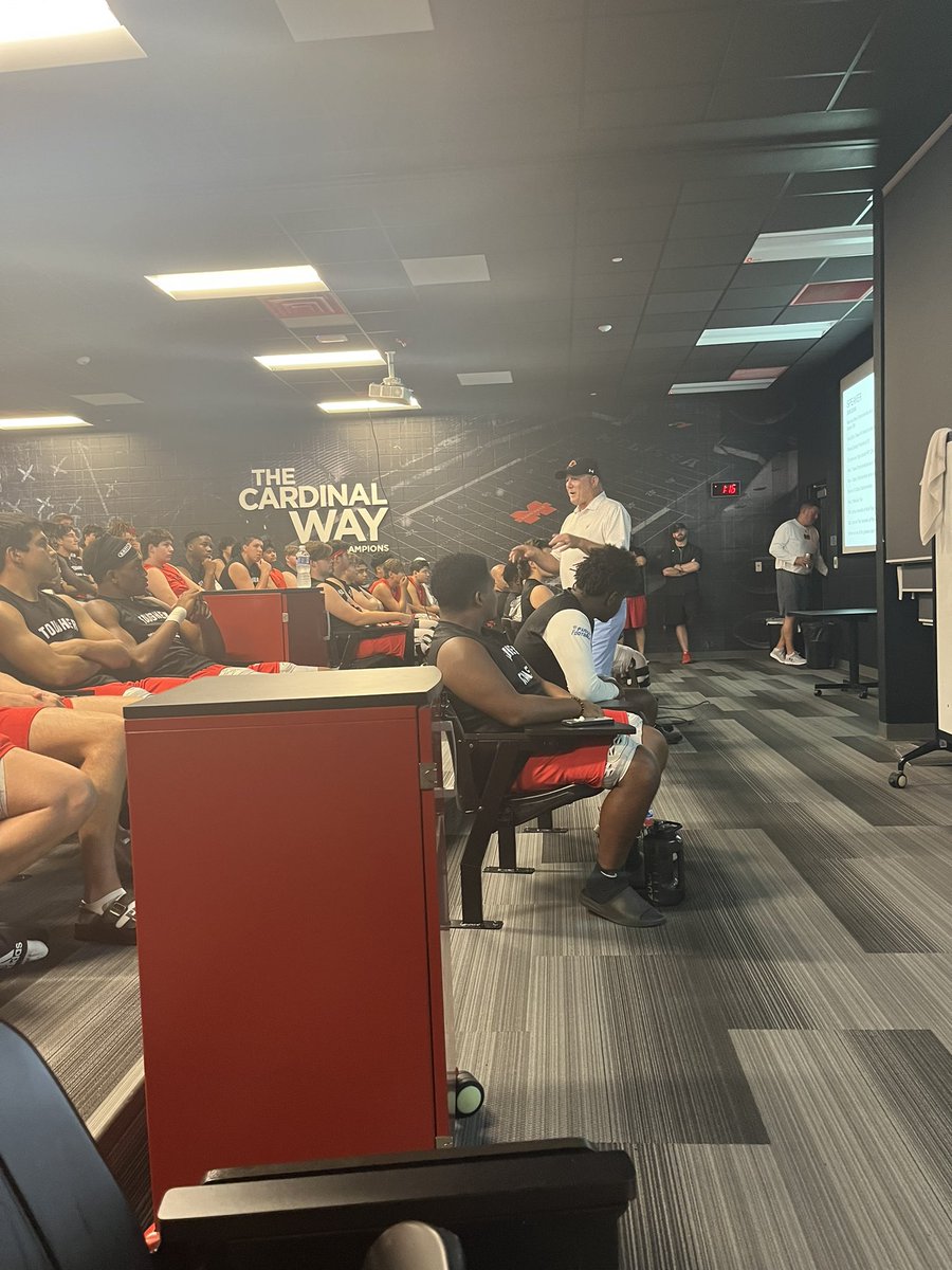 I love this time of year! Team building, grinding and working together towards a championship. I had the privilege of meeting with <a href="/FootballMelissa/">Melissa Cardinal Football</a> last week and am impressed with their program. Good luck Coach <a href="/MattNally1/">Coach Matt Nally</a> and the Cards!