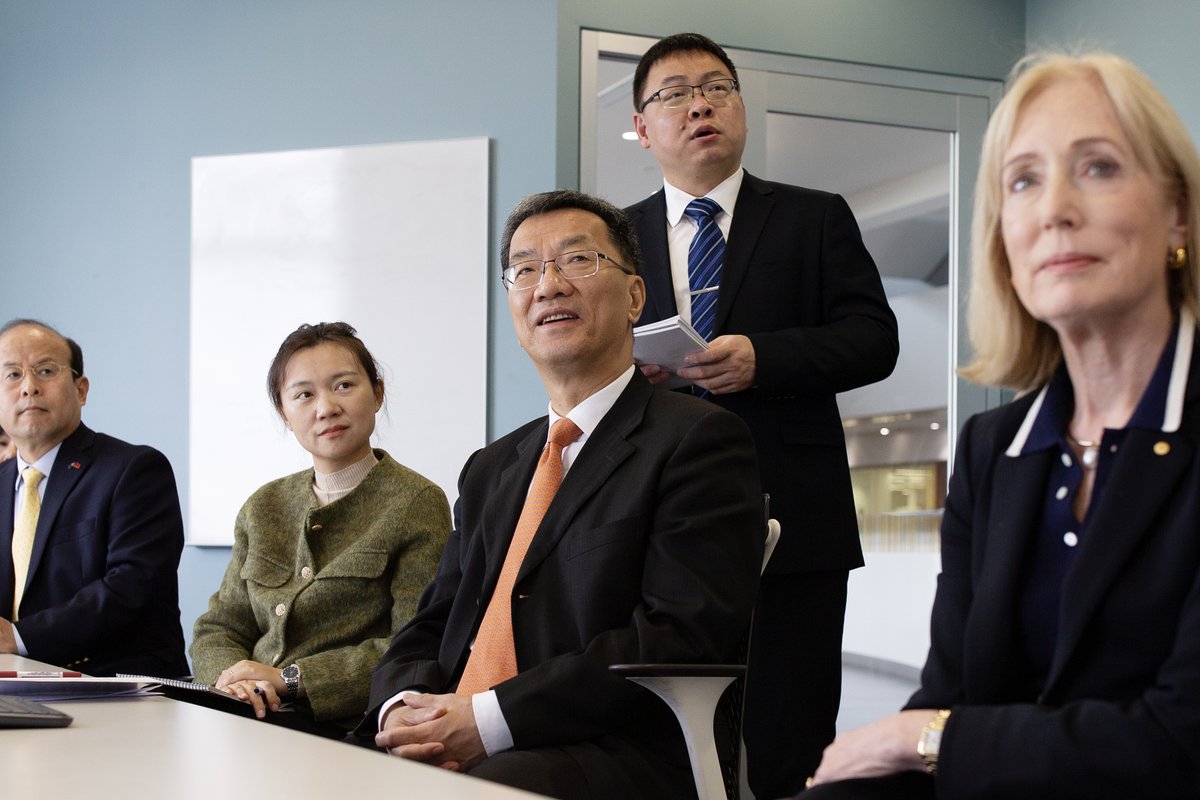 Yesterday marked another milestone in our relationship with #China as we hosted Prof Huai JinPeng, Minister of Education of the People's Republic of #China, to explore boundless opportunities to enhance #education &amp; #research exchange between our nations!
#LeadershipforGood
