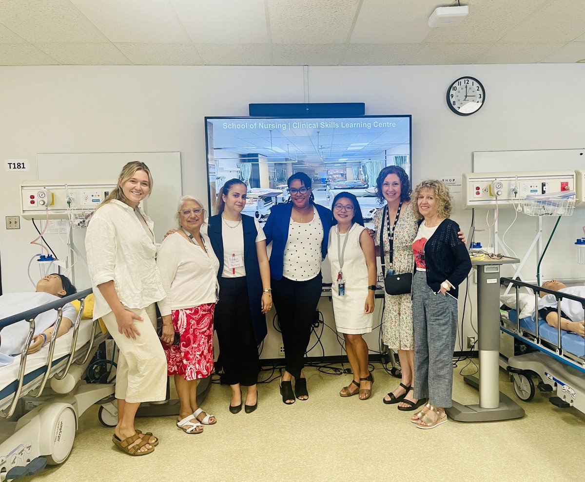 MCarlaFerreira's tweet photo. @UBCNursing hosted 29 students interested in #healthprofessionseducation thru the D’HoPE program (https://t.co/ajbILC3gf0). Today,they learned about nursing &amp; @SocialWork_UBC. TY Dr. Tal Jarus @LYBOT @DrNassimAdhami for the opportunity to support this program. https://t.co/a9z4EPNazR