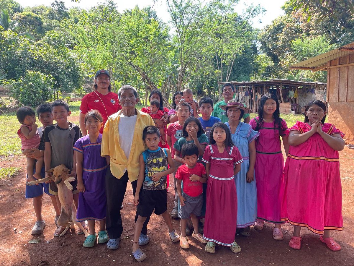 malcolmacleod's tweet photo. Visiting Bajo Mosquito, where I did #PeaceCorps, truly felt like going home. Grateful for the experience https://t.co/CBWCwSBr6a