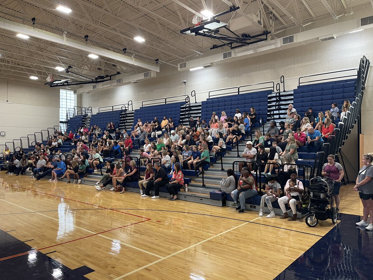 jmcgarityjr's tweet photo. Great @PositiveCoachUS workshop w/ @forneyisd Warren Middle School parents tonight!
Warren has been establishing a great culture there & it starts w/ awesome teamwork between coaches & parents! Let’s go Jack Rabbits!
#BetterAthletesBetterPeople #SecondGoalParent #HonorTheGame https://t.co/xwOqgU8HNo