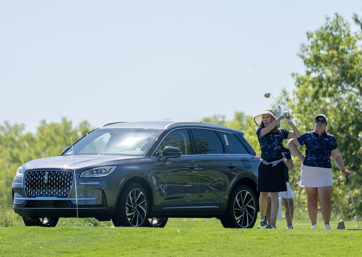ShawClassic's tweet image. With a chance to win a brand new Ford Lincoln, the 9th hole was everyone's favourite at @BlakesLaw Women's Day!

Thanks to @WoodridgeFord, the official vehicle partner of the Shaw Charity Classic, presented by @Rogers. 

#ShawClassic