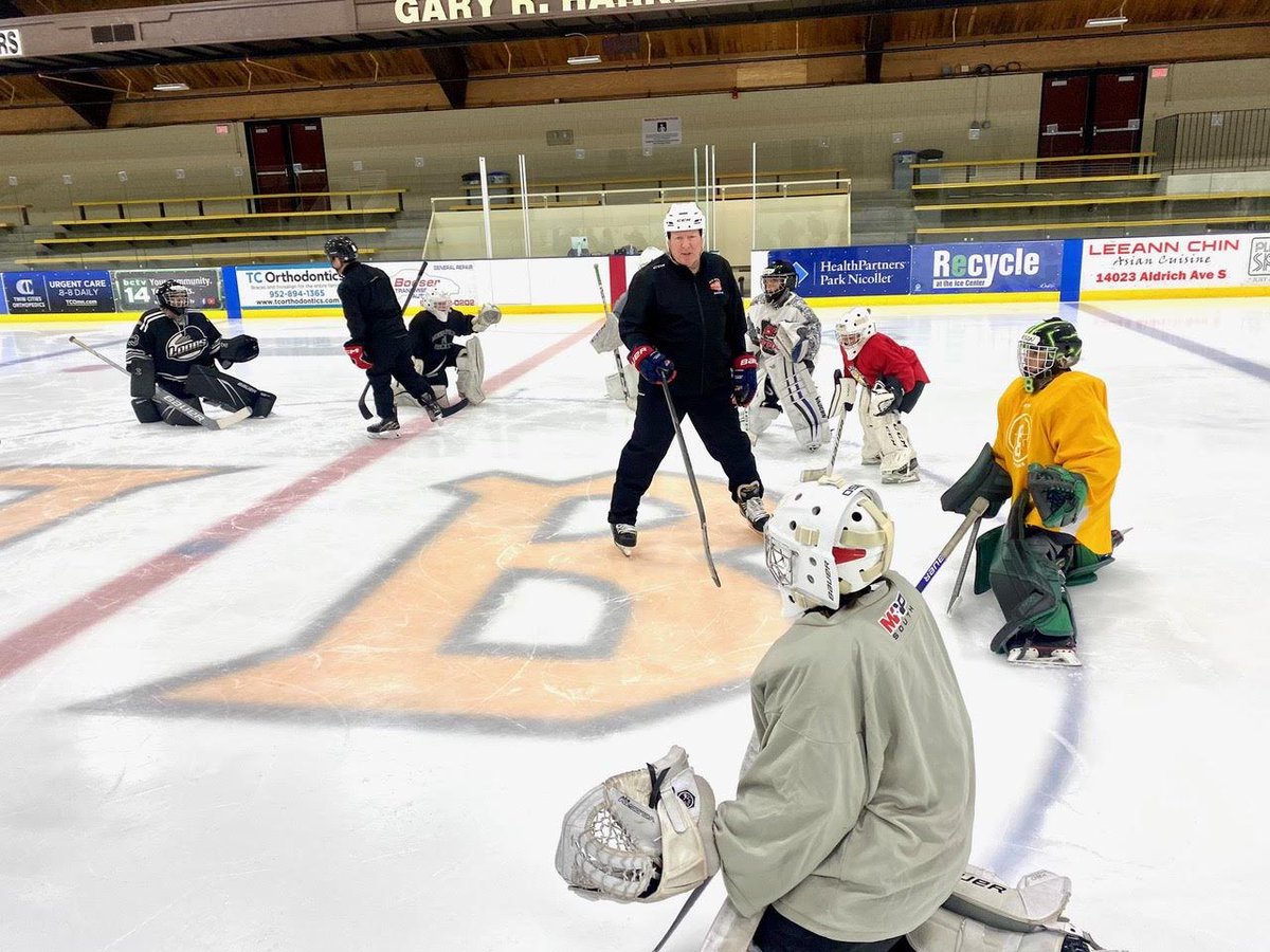 MinnHockey's tweet photo. We kicked off our 2023 Goalie Skills Sessions yesterday in Burnsville! These sessions are a great way for goalies to develop and get ready for the coming season. There are two more sessions this month, and for more info on those sessions, visit https://t.co/nXd5O38GtC https://t.co/uHe1GxHhzO