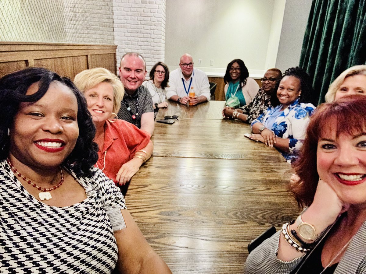 Charissa Lambert tweet media