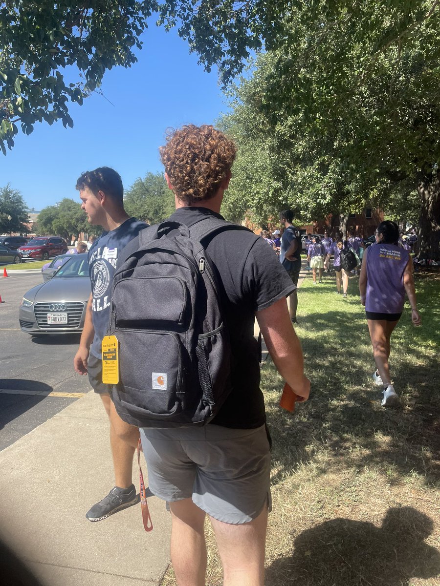 Back to school is hard, big or little! Make sure to find ways to let them know they are supported and connected no matter what age range. Here is my big off to college and my little off to 2st grade! Notice the cling for life on the big one ? <a href="/BHSPrincipalB/">Chad Bentley</a>