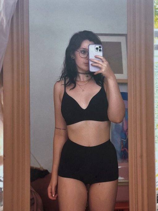 Men&rsquo;s underwear is sexy 😌 https://t.co/gBb1QXrN2Z<a href="/tag/onweer"class="tags"><span>#onweer</span></a>