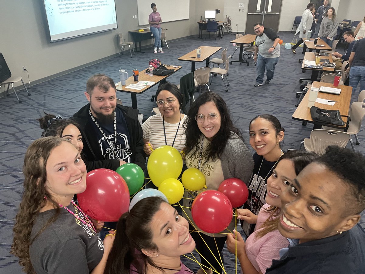 drpfowler1's tweet image. Who says you can’t have fun while sharing strategies to build strong character in our students, as well as intentionally creating a culture that is supportive and inclusive?! #Wearehaskett ⁦#characterstrong #rolemodels ⁦@HaskettJH⁩