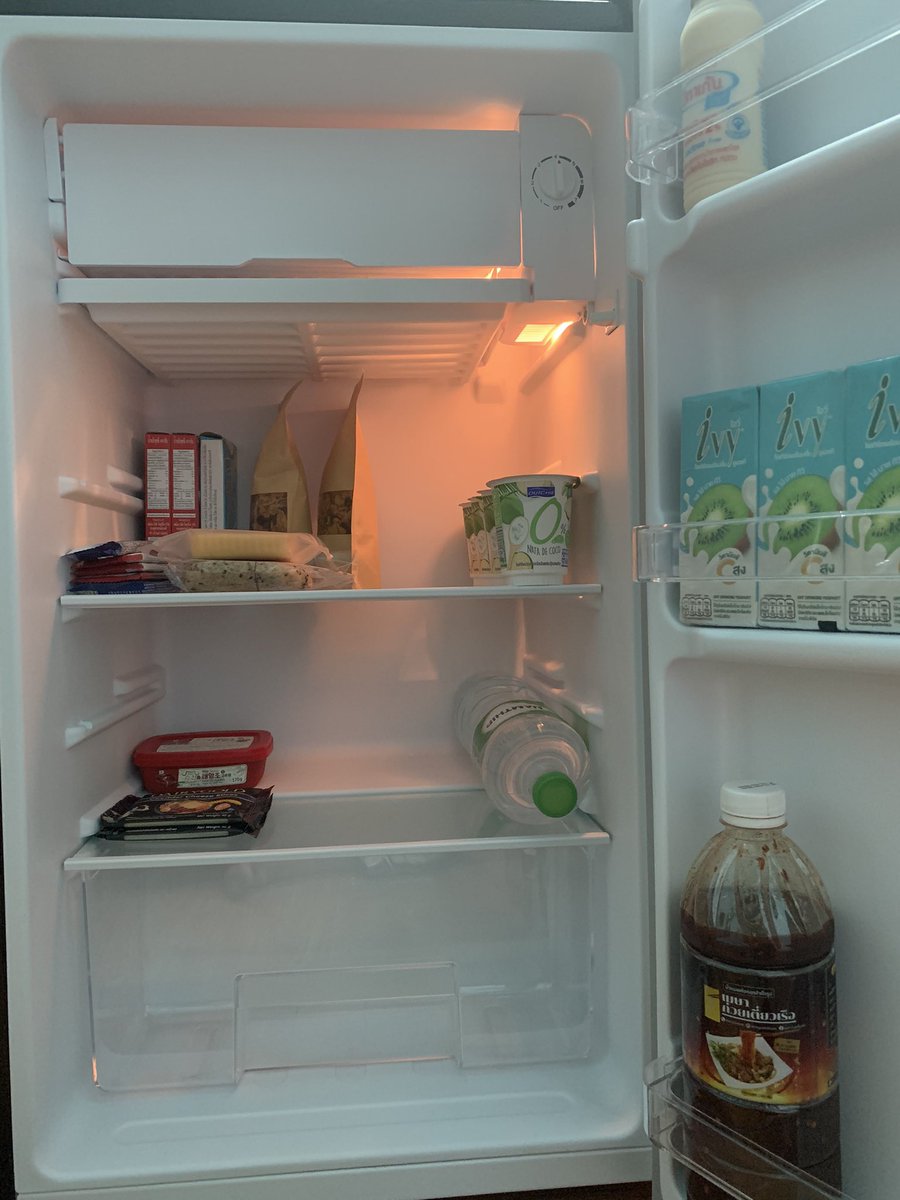 veerakarn's tweet image. รีวิวตู้เย็น #Worldtech 3.3 WT-RF101 ใหญ่กว่าที่คิดดด