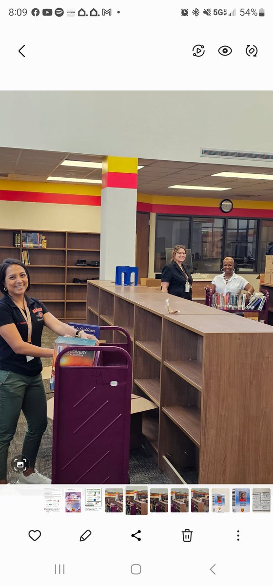 CaptivatingCan's tweet image. @SpringISD&apos;s core value, #wewinasateam, was on full display at @SpringLeadAcad! @CherryWilcots jumped into action to help with book shelving in our library! #unstoppable despite our circumstances! #foundationforgrowth #legacyofexcellence