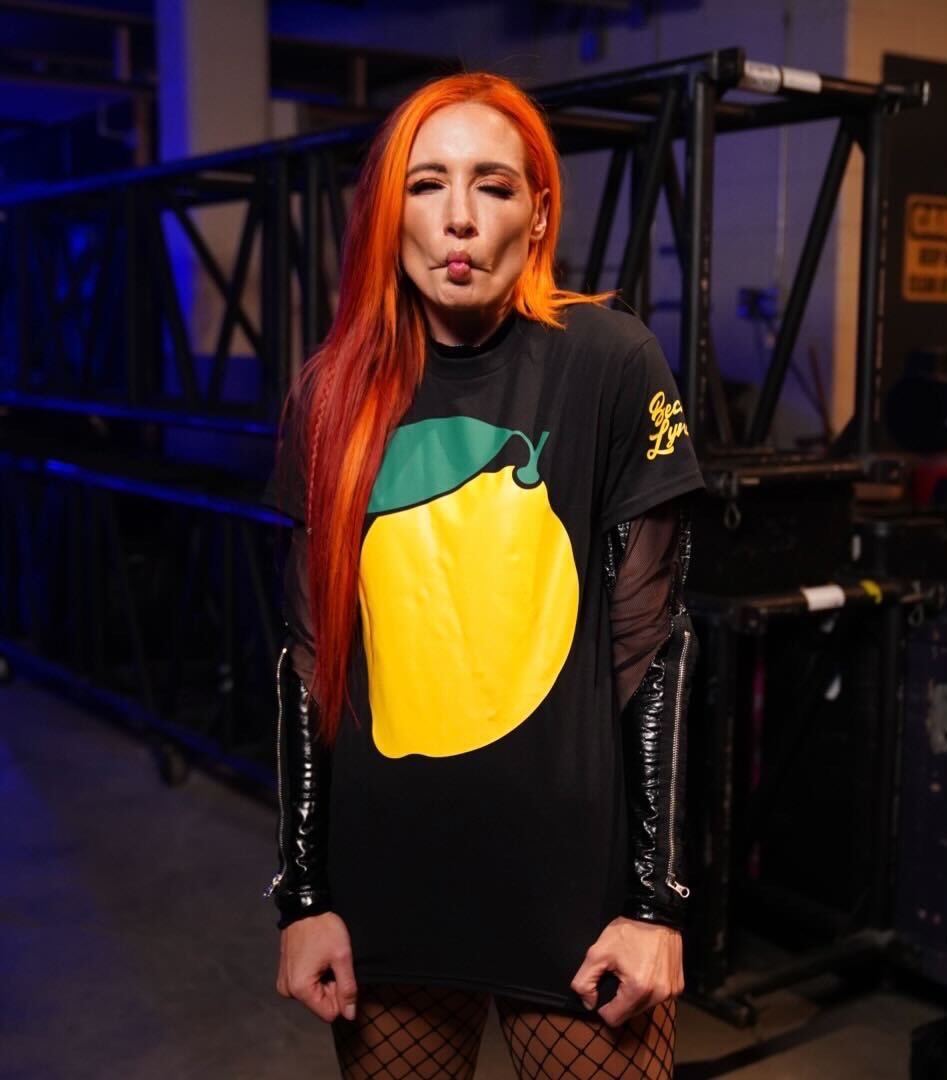 BeckyLynchWWE's tweet photo. Never Bitter. Never Better. #LFG #WWERAW 🍋 https://t.co/QVBEZLmeNo