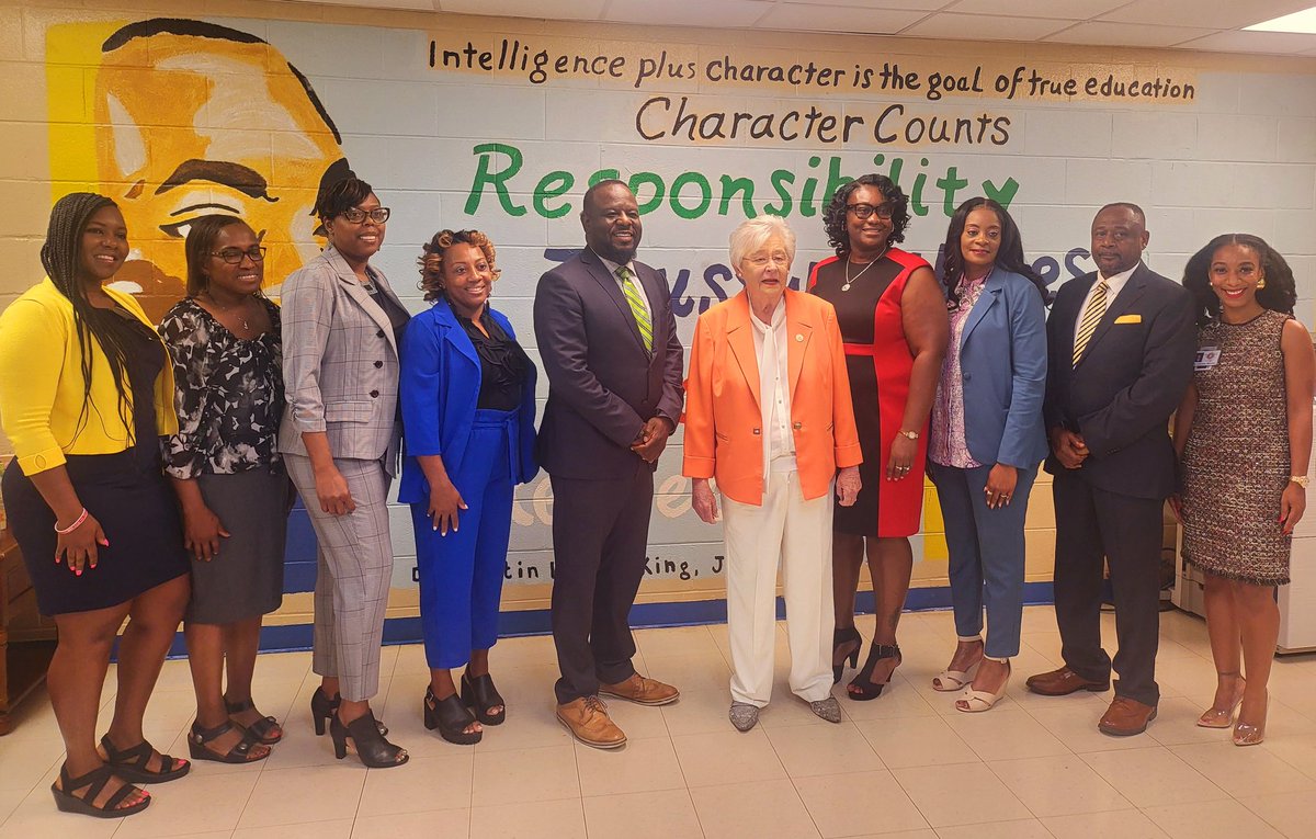 Dr. LaWanda Mitchell tweet media