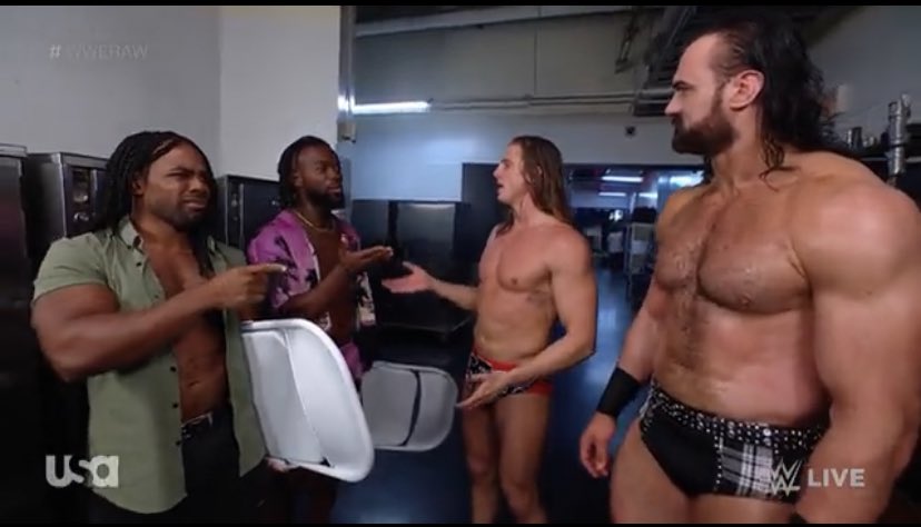 PublicEnemiesHQ's tweet photo. Kofi Kingston and Xavier Woods pulled up with the Montgomery steel chairs LMAOOOOO 😂😂😂😂😂#WWERAW https://t.co/zSNmJhCkhc