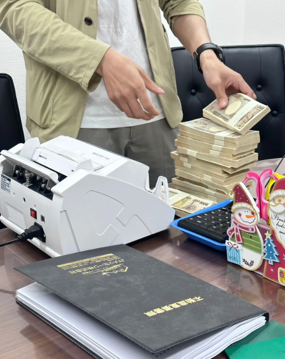 政府の政策サポートと監視体制の健全さは、株式市場の安定的な発展を促進するために重要です。