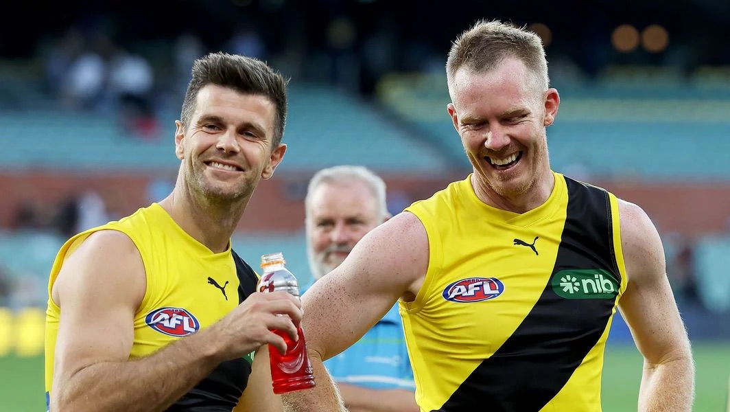 End of an era at <a href="/Richmond_FC/">Richmond FC 🐯</a>..

Jack Riewoldt follows in Trent Cotchin's path &amp; calls time.

3x Colemans
3x Premierships
🥈 for most games at Richmond
🥉 for most goals at Richmond - 786
Club leading goal-kicker in 11/17 seasons
1 cameo with The Killers 🎤

What a career. 👏