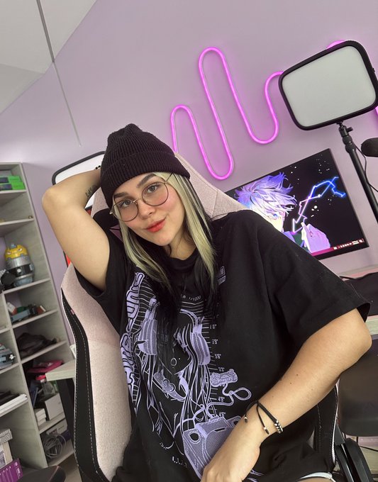 Holis https://t.co/gcTUlHZR3n<a href="/tag/viper"class="tags"><span>#viper</span></a><a href="/tag/valorant"class="tags"><span>#valorant</span></a>