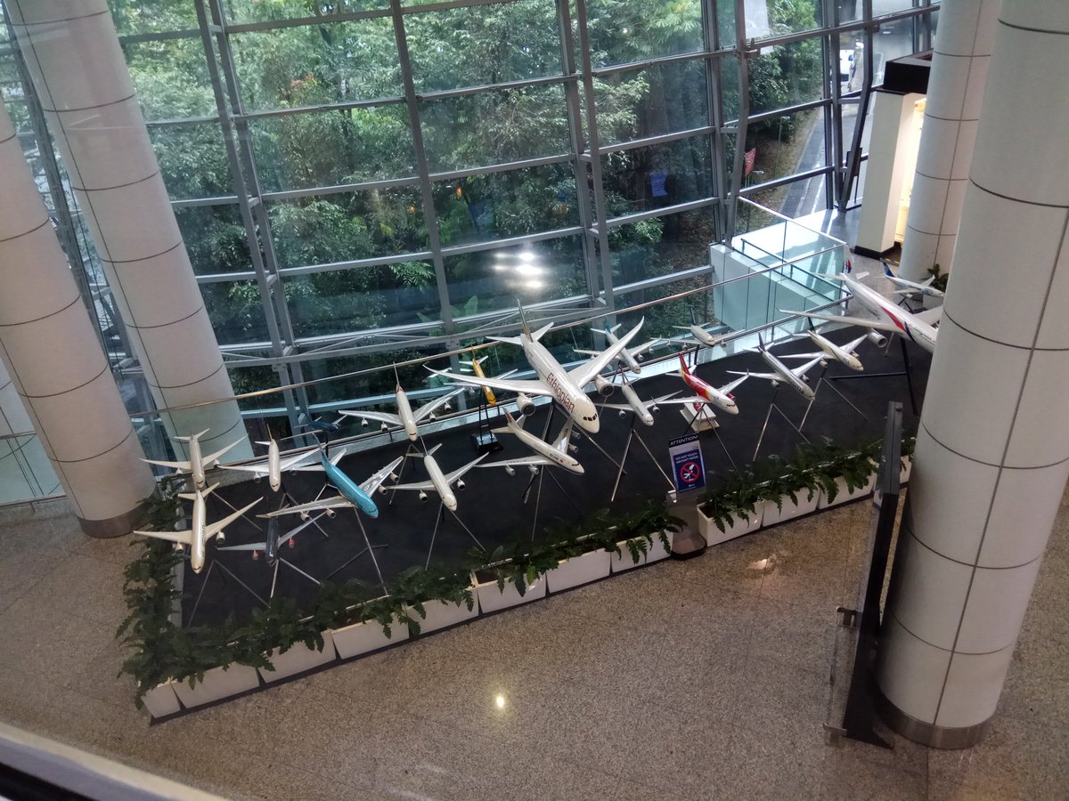 md_11boeing's tweet photo. #planespotting hello,KUL https://t.co/eEdqHQqTPj