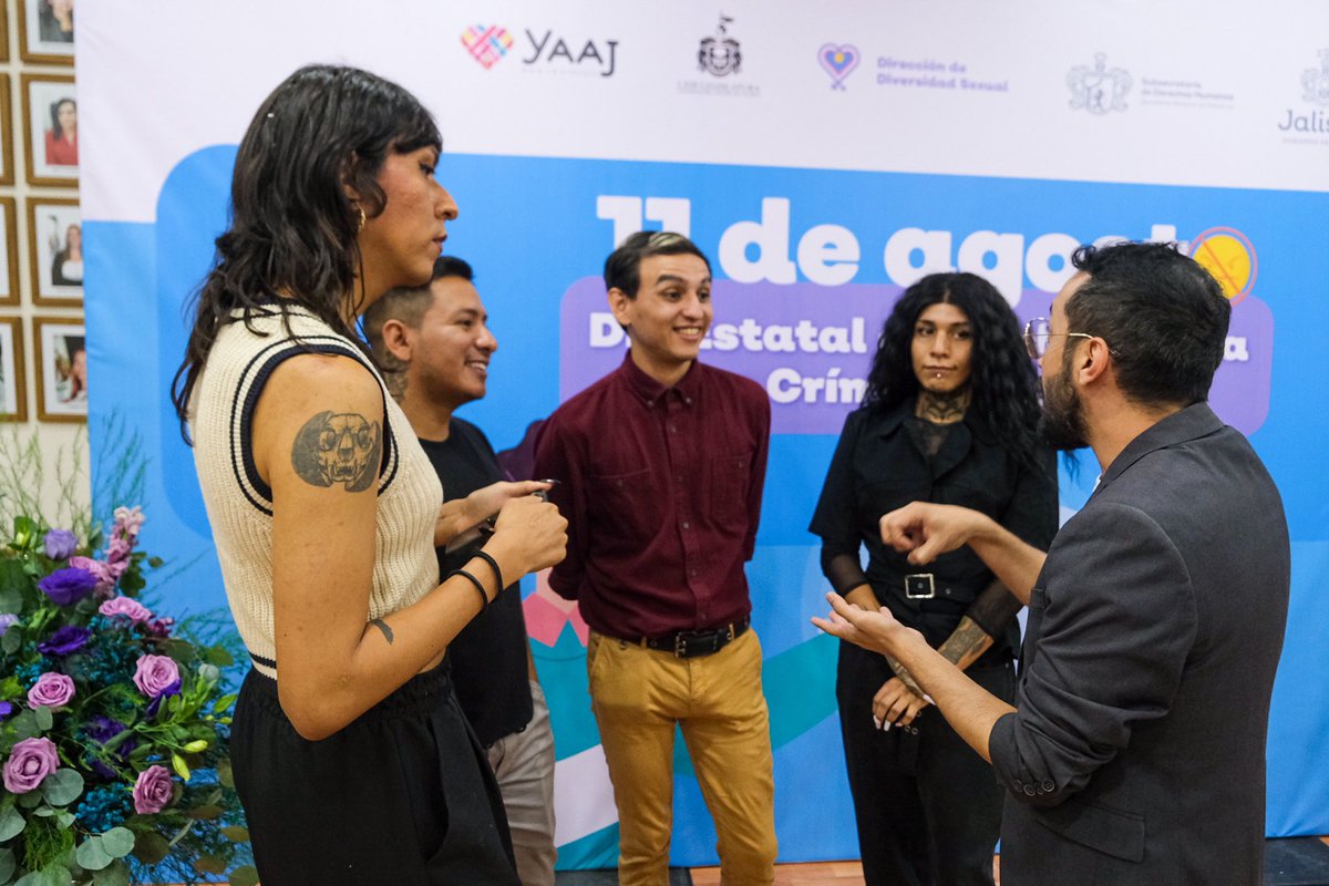 YaajMexico's tweet photo. @DiversidadSJal @AlbaRojasur @FranciscoMayani @soyelomarr @AldaVelazquez2 @aranzacano_ @CEDHJ @amicusdh @JaliscoRadio @MilenioJalisco @CONAPRED @ivantagledurand @CDHCMX @andtrelun @ELOCCIDENTAL @informador 🙌  A través  del #MAViD, se han desplegado ejercicios de acceso a información para la promoción y desarrollo de una cultura de prevención y denuncia en contra de la violencia y discriminación hacia la población LGBTIQ+ 🌈✨. https://t.co/m5PO0orvw0
