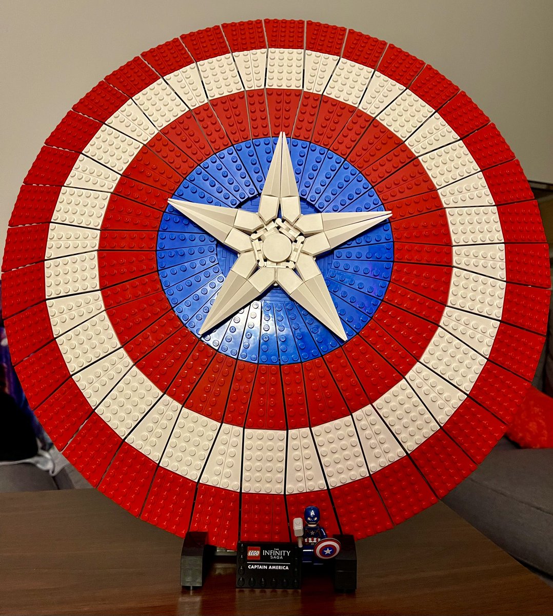 PosterBoyDru's tweet photo. #MARVEL #AVENGERS #CAPTAINAMERICA #CAPTAINAMERICASSHIELD #SHIELD #LEGO https://t.co/ci8et1VGIn