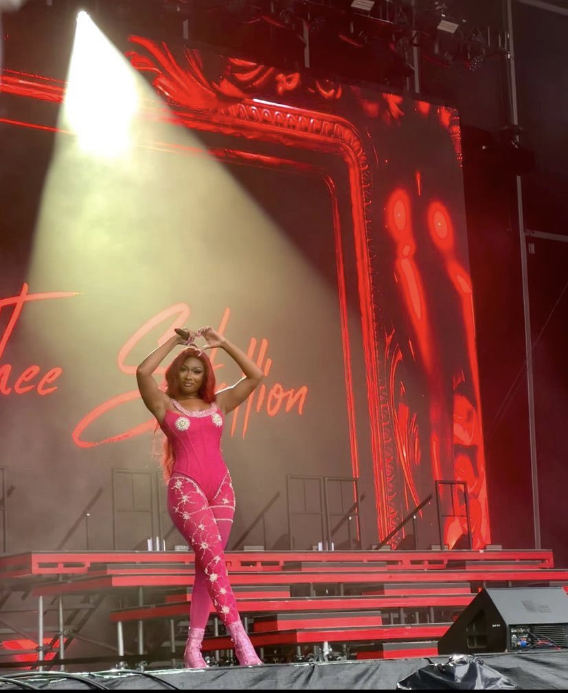 😭these 2 pics 😭 ( pic 1 is from <a href="/neonicreative/">love, em</a> ) ❤️‍🔥