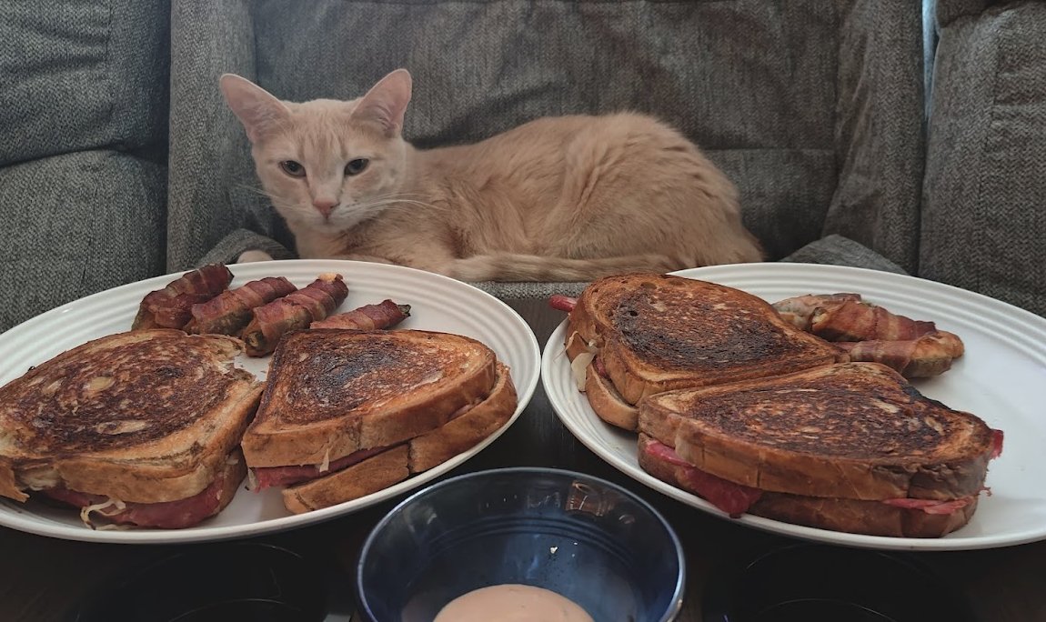 We had Reuben sandwiches and jalapeno poppers but Saturn was already there so he looked like the Lord of the Reubens

Khajiit has wares, if you have coin.