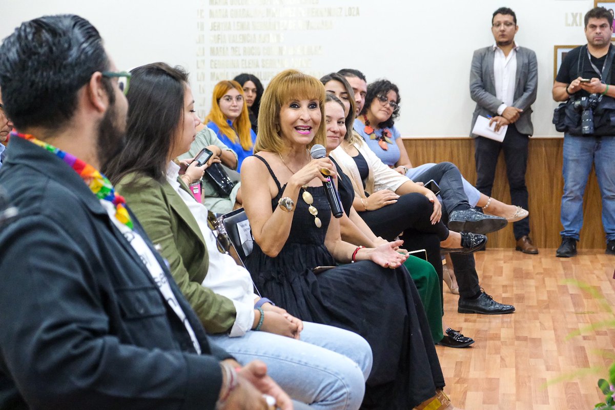 YaajMexico's tweet photo. @DiversidadSJal @AlbaRojasur @FranciscoMayani @soyelomarr @AldaVelazquez2 @aranzacano_ @CEDHJ @amicusdh @JaliscoRadio @MilenioJalisco @CONAPRED @ivantagledurand @CDHCMX @andtrelun @ELOCCIDENTAL @informador @AECOJal @hgcruz00 @paosantillanmx @lajornadaonline @Publico @FabiolaLoya_ @lolislopezjara @ClaudiaSalasGDL @PeriodicoMETRO @cc_sarahi 👊✨ El procedimiento del #MAViD para la atención de situaciones de discriminación y/o violencia se basa en la prevención, atención, orientación y seguimiento de estas situaciones 🏳️‍⚧️🏳️‍🌈. https://t.co/7U5NJhxIUS