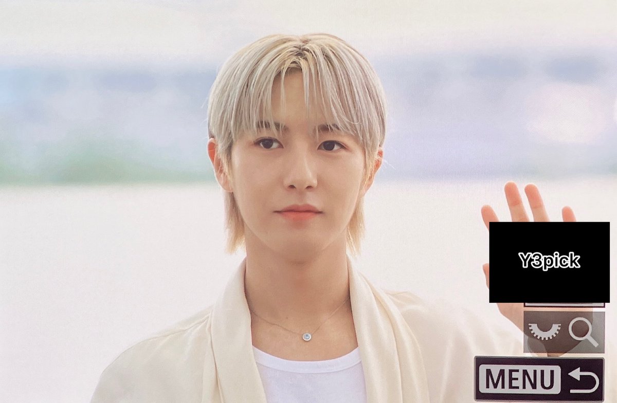 Y3Pick's tweet photo. 230815 인천공항
런쥔이 오늘 미남력 미쳤어....
#RENJUN #런쥔 #仁俊 #NCTDREAM https://t.co/PXdyWtqWK3