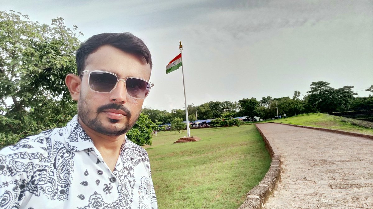 93Jignesh's tweet photo. Happy independence day 🇮🇳 🇮🇳 🇮🇳
#HAPPYINDEPENDENCEDAY 🇮🇳 https://t.co/Zcaec96zkx
